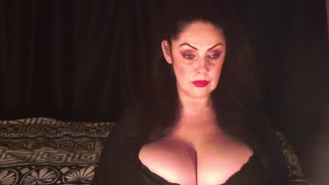 Sarah online show from 01/31/25, 10:52