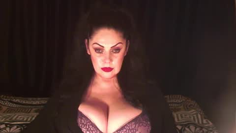 Sarah online show from 02/11/25, 12:59