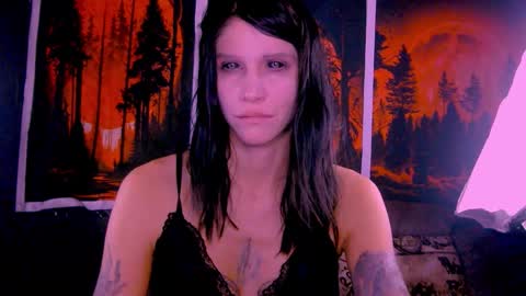 Kristin online show from 11/23/25, 07:46