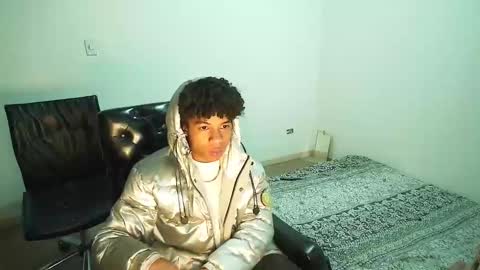 Snapshot of black_tentationx chatting on 02/06/25, 07:13 black_tentationx online show from 02/06/25, 07:13