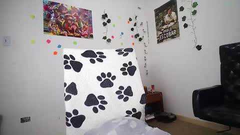 Snapshot of black_tentationx chatting on 02/25/25, 08:36 black_tentationx online show from 02/25/25, 08:36