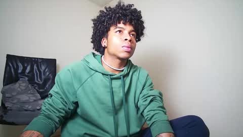 Snapshot of black_tentationx chatting on 03/07/25, 06:35 black_tentationx online show from 03/07/25, 06:35