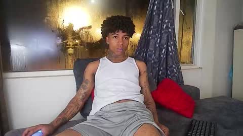 Snapshot of black_tentationx chatting on 09/22/25, 04:58 black_tentationx online show from 09/22/25, 04:58