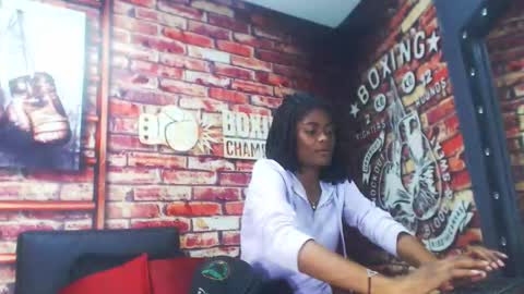 Snapshot of blackandaxel2 chatting on 03/05/26, 10:39 BlackAndAxel online show from 03/05/26, 10:39