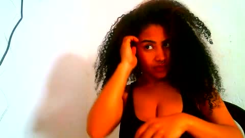 Snapshot of blackandwhitesex0123 chatting on 03/21/26, 05:38 blackandwhitesex0123 online show from 03/21/26, 05:38