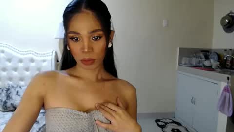 Snapshot of blackbarbiesavanna_23 chatting on 11/12/25, 05:19 savanna online show from 11/12/25, 05:19