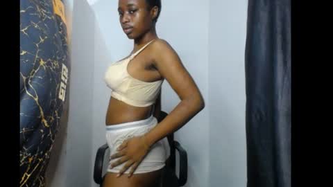 Snapshot of blackbeauty60 chatting on 06/28/26, 05:30 lela online show from 06/28/26, 05:30