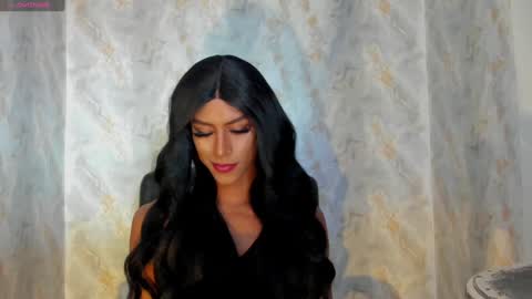 Nina online show from 01/23/25, 02:28