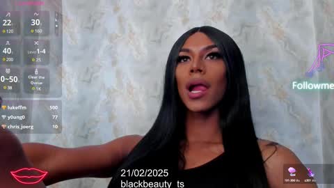 Nina online show from 02/21/25, 08:05