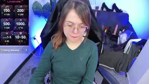 Snapshot of blackberry_s chatting on 03/07/25, 11:40 Sophie online show from 03/07/25, 11:40