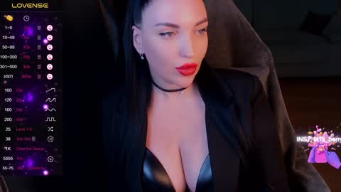 Snapshot of blackberry_star chatting on 12/12/24, 11:40 blackberry_star online show from 12/12/24, 11:40