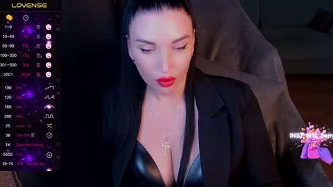 Snapshot of blackberry_star chatting on 12/14/24, 11:07 blackberry_star online show from 12/14/24, 11:07