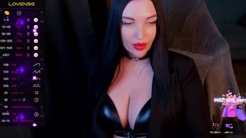 Snapshot of blackberry_star chatting on 02/01/25, 01:30 blackberry_star online show from 02/01/25, 01:30