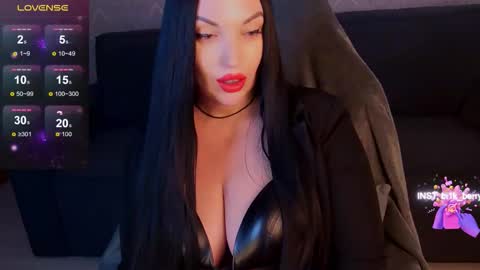 blackberry_star online show from 11/14/25, 08:13