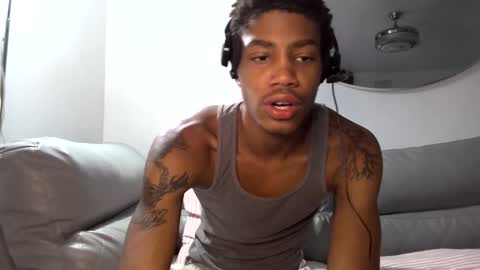 Snapshot of blackbulltitus chatting on 10/13/25, 10:32 BlackBullTitus online show from 10/13/25, 10:32