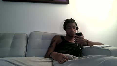 Snapshot of blackbulltitus chatting on 10/17/25, 11:07 BlackBullTitus online show from 10/17/25, 11:07