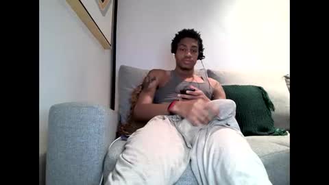 Snapshot of blackbulltitus chatting on 03/19/26, 06:06 BlackBullTitus online show from 03/19/26, 06:06