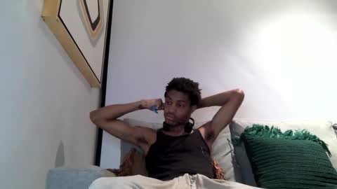 Snapshot of blackbulltitus chatting on 03/20/26, 04:06 BlackBullTitus online show from 03/20/26, 04:06