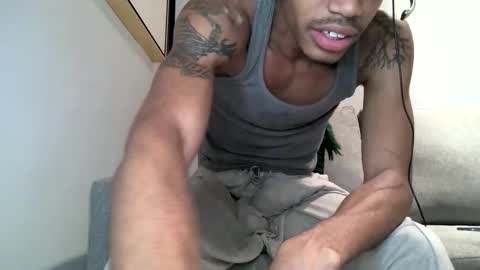 Snapshot of blackbulltitus chatting on 03/21/26, 04:39 BlackBullTitus online show from 03/21/26, 04:39