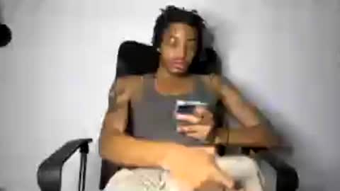 Snapshot of blackbulltitus chatting on 06/26/26, 02:49 BlackBullTitus online show from 06/26/26, 02:49