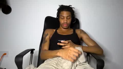 Snapshot of blackbulltitus chatting on 06/28/26, 02:50 BlackBullTitus online show from 06/28/26, 02:50