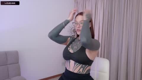 Snapshot of blackcybergirl chatting on 05/17/26, 07:21 Inst Blackcybergirl online show from 05/17/26, 07:21