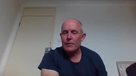 Snapshot of blackdog71 chatting on 03/03/25, 06:48 blackdog71 online show from 03/03/25, 06:48