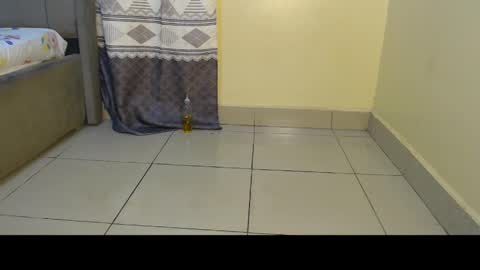 Snapshot of blackfairy01 chatting on 03/08/25, 12:33 blackfairy01 online show from 03/08/25, 12:33