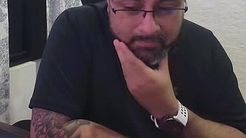 Snapshot of blackfirebird chatting on 10/29/25, 01:41 blackfirebird online show from 10/29/25, 01:41