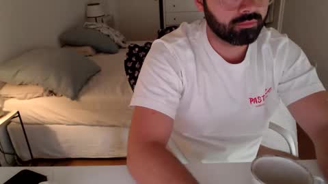 Snapshot of blackfox33 chatting on 09/22/25, 11:56 blackfox33 online show from 09/22/25, 11:56