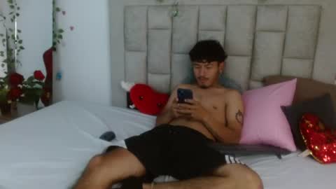 Snapshot of blackfox_desire chatting on 06/13/26, 06:39 mateo online show from 06/13/26, 06:39