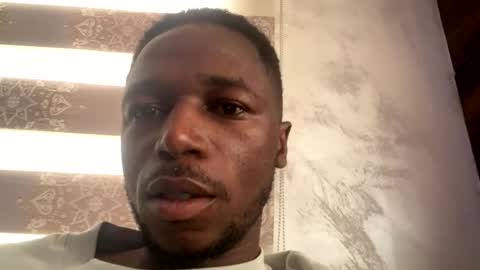 black online show from 12/19/25, 10:00