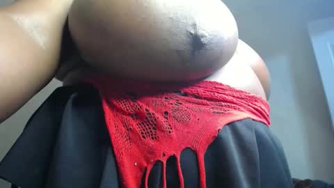 Snapshot of blackladyqx chatting on 01/26/25, 11:18 blackladyqx online show from 01/26/25, 11:18