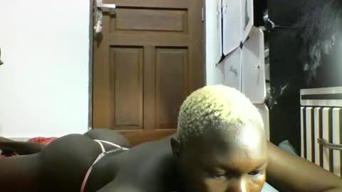 Snapshot of blackmarvel02 chatting on 12/15/25, 08:29 blackmarvel02 online show from 12/15/25, 08:29