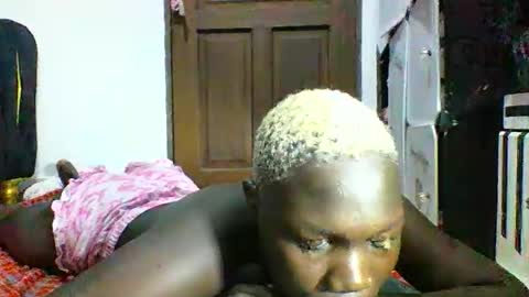 Snapshot of blackmarvel02 chatting on 12/16/25, 06:51 blackmarvel02 online show from 12/16/25, 06:51