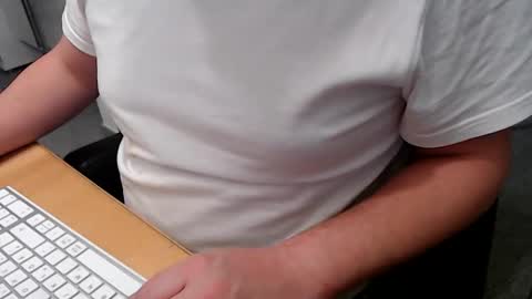 Snapshot of blackmusic chatting on 12/14/24, 10:18 blackmusic online show from 12/14/24, 10:18