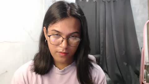 Ellez online show from 10/17/25, 06:32