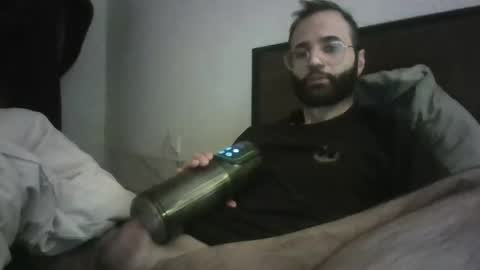 Snapshot of blackrockw chatting on 03/26/26, 01:33 blackrockw online show from 03/26/26, 01:33