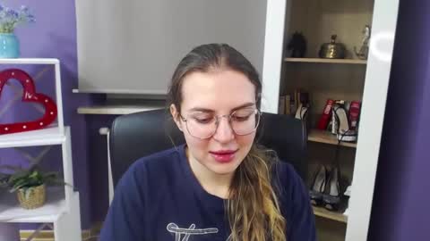 Z O E Y online show from 01/03/25, 05:28