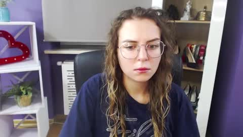 Z O E Y online show from 01/31/25, 05:19