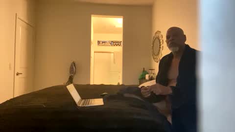 ebony online show from 02/12/25, 04:00