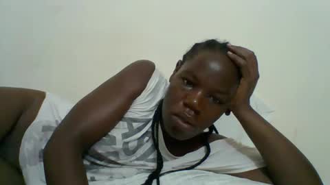Snapshot of blacksexygal chatting on 04/07/26, 06:25 SARAH online show from 04/07/26, 06:25