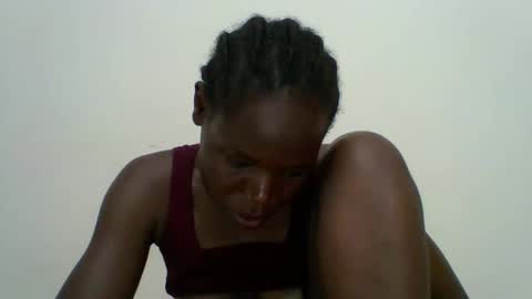 Snapshot of blacksexygal chatting on 04/14/26, 06:36 SARAH online show from 04/14/26, 06:36