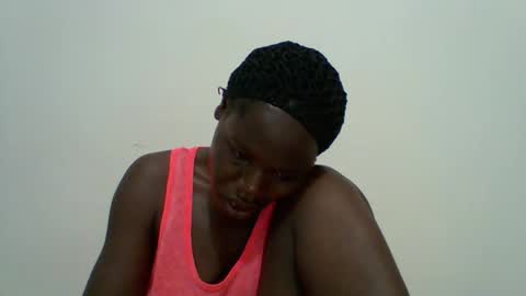 Snapshot of blacksexygal chatting on 04/17/26, 05:10 SARAH online show from 04/17/26, 05:10