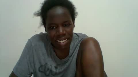 Snapshot of blacksexygal chatting on 04/29/26, 05:41 SARAH online show from 04/29/26, 05:41