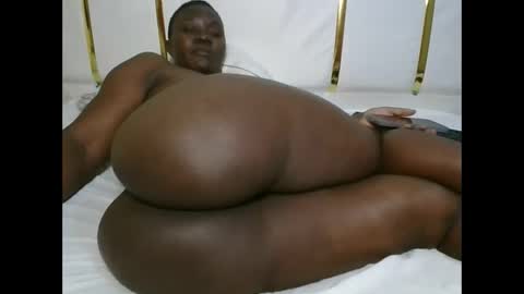 blacksexygold122 online show from 02/12/25, 05:48