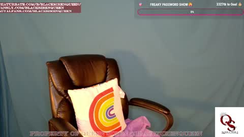 Snapshot of blacksirenqueen chatting on 07/05/26, 01:56 Queen Siren online show from 07/05/26, 01:56