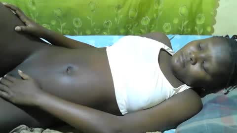 Snapshot of blackslim_girl2 chatting on 06/20/26, 06:44 blackslim_girl2 online show from 06/20/26, 06:44