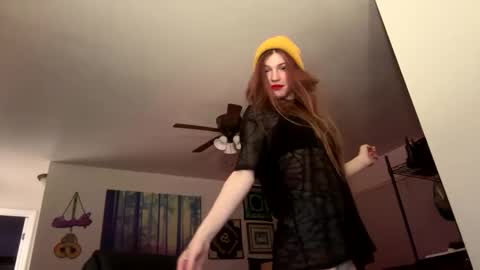 Snapshot of blackstarzara chatting on 12/24/24, 05:27 blackstarzara online show from 12/24/24, 05:27