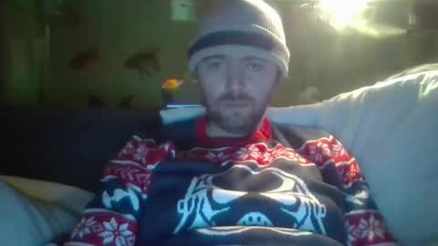 Snapshot of blackvswhite2022 chatting on 01/01/25, 10:35 blackvswhite2022 online show from 01/01/25, 10:35